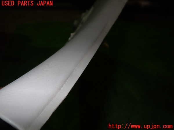 5UPJ-15227675]インプレッサ WRX-STi(GDB)右リアピラートリム 中古_m0003.jpg