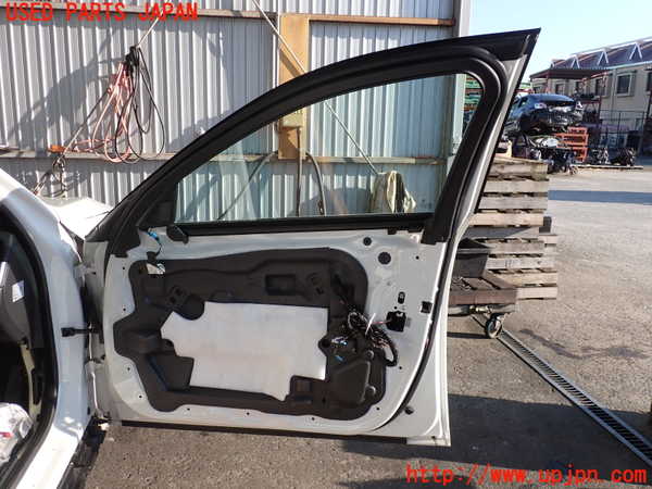 2UPJ-15231230]BMW アクティブハイブリッド5 F10(AH5)(FZ35)右前ドア (43R-00050 M62) 中古_m0004.jpg