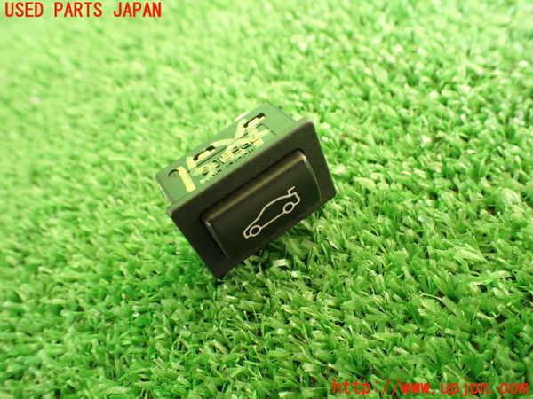 2UPJ-15246312]BMW アクティブハイブリッド5 F10 (AH5)(FZ35)スイッチ7 (トランク) 中古_m0001.jpg