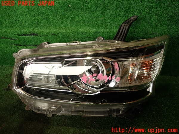 トヨタ　ジャパン　タクシー　ヘッドライト TOYOTA JPN TAXI/ジャパンタクシー H29.10〜 LEDヘッドライト H4