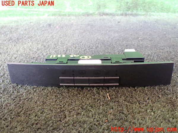 5UPJ-15336308]マセラティ・クアトロポルテ(MQP30A)スイッチ3