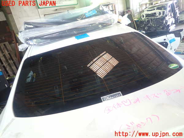 5UPJ-15341560]BMW 218d グランクーペ F40(7M20)リアガラス M321 中古_m0001.jpg