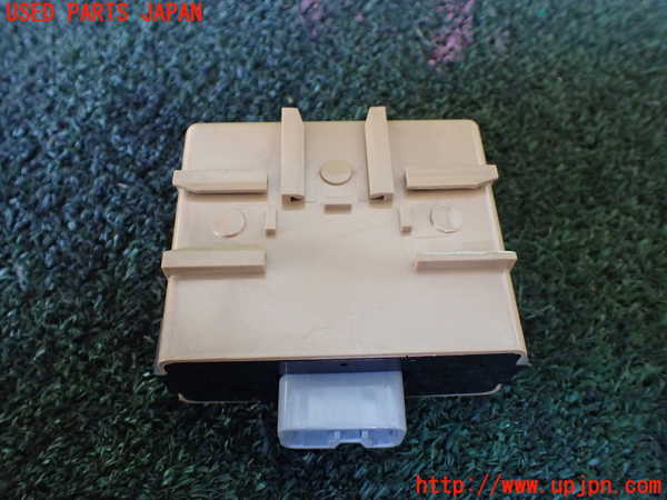 5UPJ-15366149]ハイラックスサーフ(VZN185W)コンピューター4 85914-35010 中古_m0003.jpg