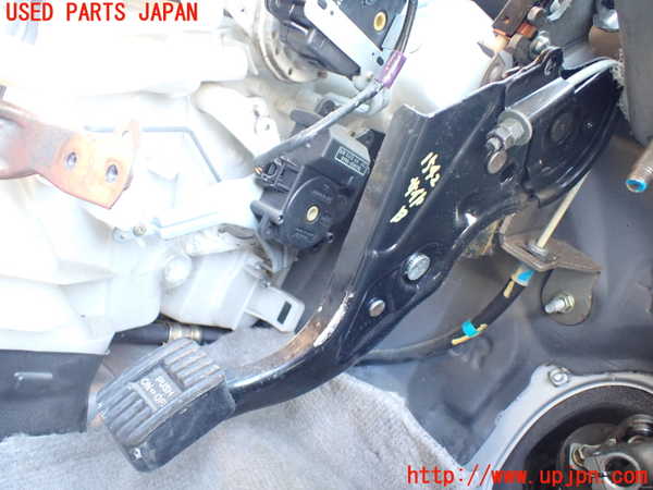 5UPJ-15427550]ハイラックスサーフ(TRN215W)サイドブレーキペダル 中古_m0001.jpg