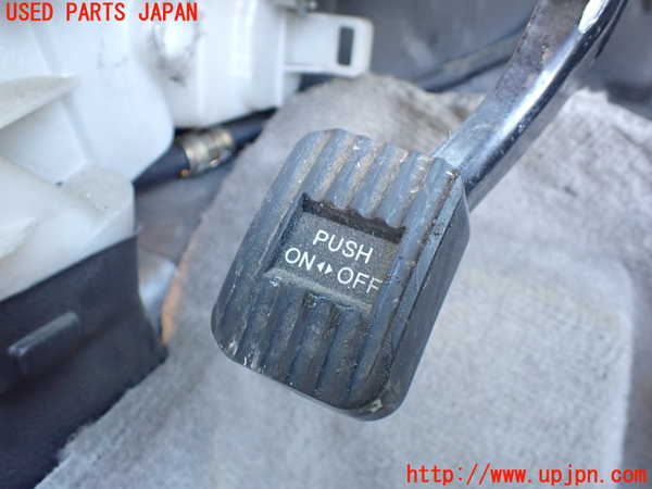 5UPJ-15427550]ハイラックスサーフ(TRN215W)サイドブレーキペダル 中古_m0002.jpg