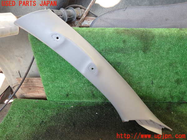 5UPJ-15427660]ハイラックスサーフ(TRN215W)左フロントピラートリム 中古_m0001.jpg