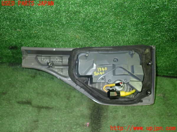 1UPJ-15451552]エスティマハイブリッド(AHR20W)左リアフィニッシャー ICHIKOH 28-210 中古_m0003.jpg