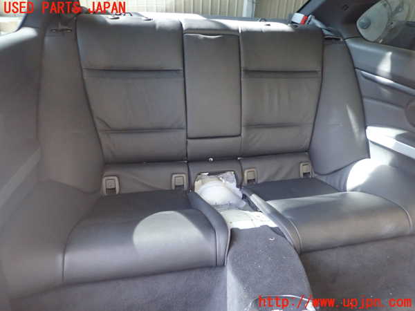 5UPJ-15467385]BMW 335i クーペ(KG35 E92)リアシート 中古_m0001.jpg