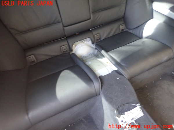 5UPJ-15467385]BMW 335i クーペ(KG35 E92)リアシート 中古_m0003.jpg