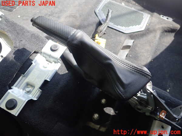 5UPJ-15467550]BMW 335i クーペ(KG35 E92)サイドブレーキレバー 中古_m0001.jpg