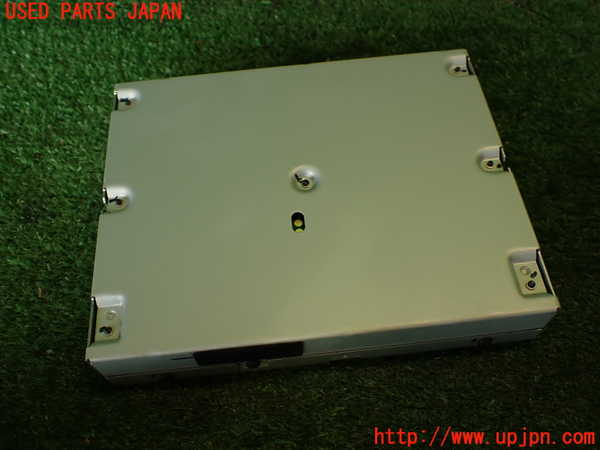 5UPJ-15486660]CX-5(KF2P)TVチューナー 中古_m0002.jpg