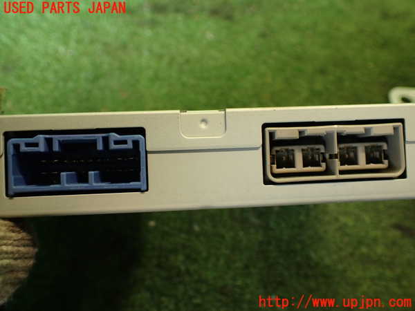 5UPJ-15486660]CX-5(KF2P)TVチューナー 中古_m0003.jpg
