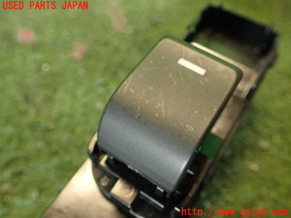 5UPJ-15486245]CX-5(KF2P)左前パワーウィンドウスイッチ 中古_m0002.jpg