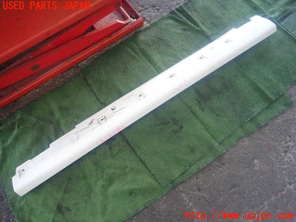 2UPJ-15501392]インテグラ タイプR(DC2)左サイドステップ 中古_m0002.jpg
