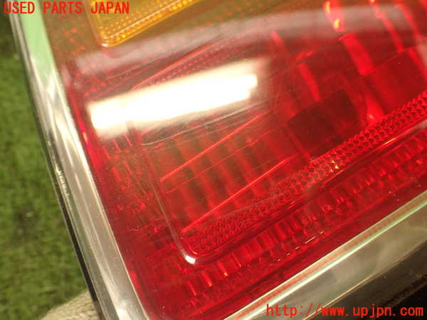2UPJ-15511550]クラウン エステート(JZS171W)右リアフィニッシャー 中古_m0002.jpg