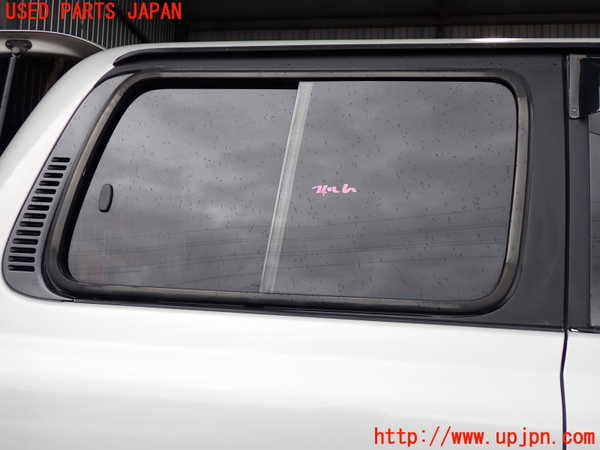 5UPJ-15531380]ランクル80系(FZJ80G)右クォーターガラス 中古 ASAHI 43R-00034 M284_m0001.jpg