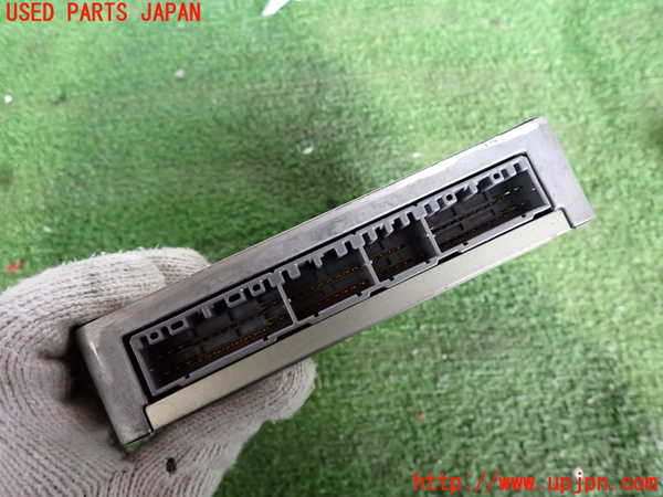 5UPJ-15536110]ランクル80系(FZJ80G)エンジンコンピューター 中古_m0003.jpg