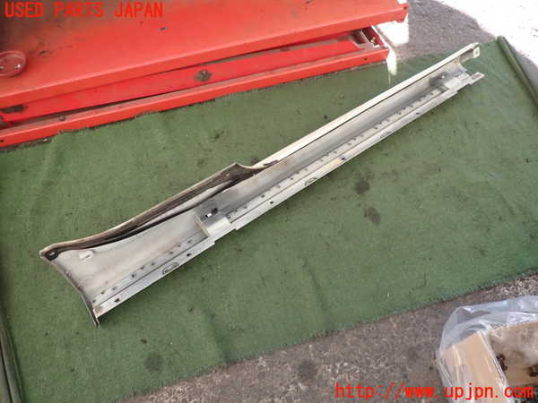 2UPJ-15541392]アルファロメオ・147 GTA(937AXL)左サイドステップ 中古_m0005.jpg