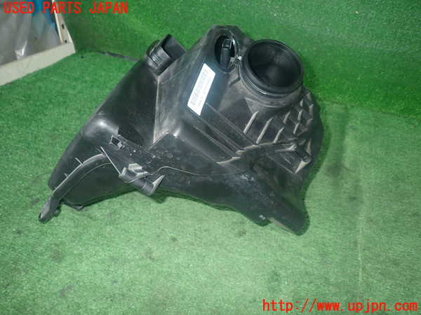 2UPJ-15572560]BMW X1(VL18)(E84)エアクリーナーボックス 中古_m0002.jpg