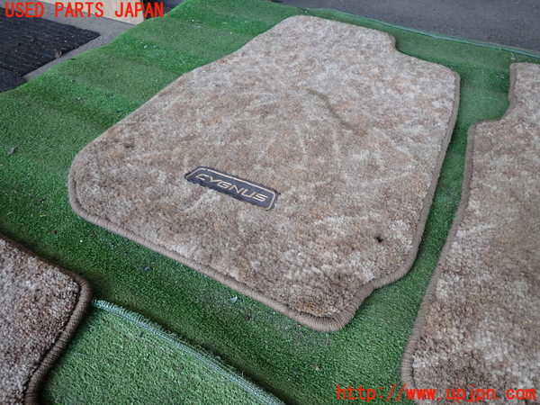 2UPJ-15587800]ランクルシグナス(UZJ100W)フロアマット 中古_m0003.jpg
