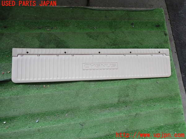 2UPJ-15587771]ランクルシグナス(UZJ100W)ラゲッジトレイ1 中古_m0001.jpg