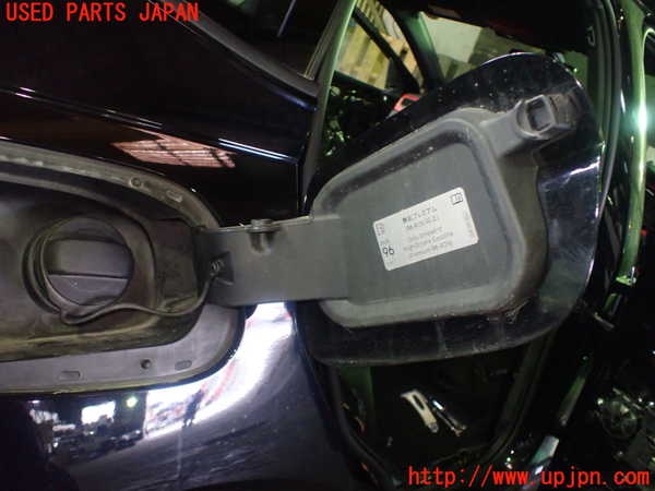 5UPJ-15591690]VW ポロGTI(AWCZP)フューエルリッド 中古_m0002.jpg