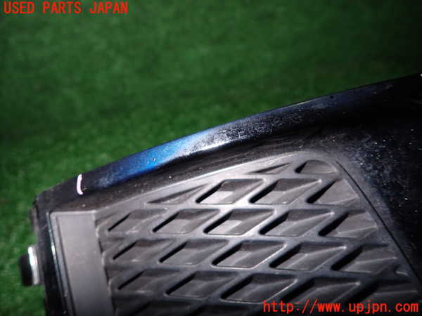 5UPJ-15601100]インプレッサ WRX-STi C型(GVB)右前コーナーパネル 中古_m0005.jpg