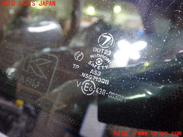 5UPJ-15611382]レガシィ B4 S401 STi(BES)左クォーターガラス M3Q8 中古_m0002.jpg