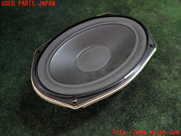 5UPJ-15616530]レガシィ B4 S401 STi(BES)ウーハー 中古_m0001.jpg