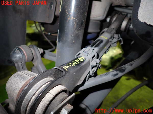 5UPJ-15635147]BMW M135i(1B30 F20)右リアアッパーアーム2 中古_m0001.jpg
