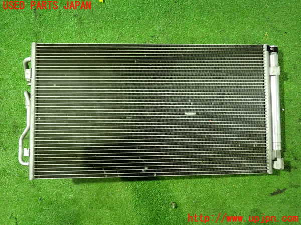 5UPJ-15636031]BMW M135i(1B30 F20)エアコンコンデンサー1 中古_m0004.jpg
