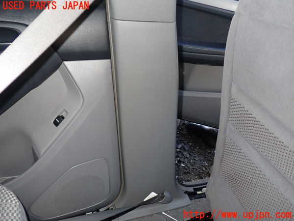 5UPJ-15657670]ハイラックスサーフ(TRN210W)左センターピラートリム 中古_m0003.jpg