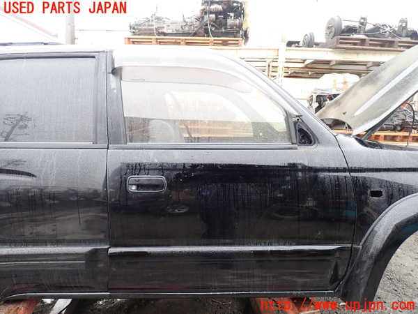 5UPJ-15661230]ハイラックスサーフ(RZN185W)右前ドア NIPPON SAFETY M368 中古_m0001.jpg