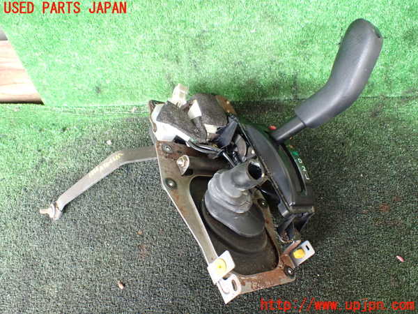 5UPJ-15667555]ハイラックスサーフ(RZN185W)ATシフトレバー 中古_m0001.jpg