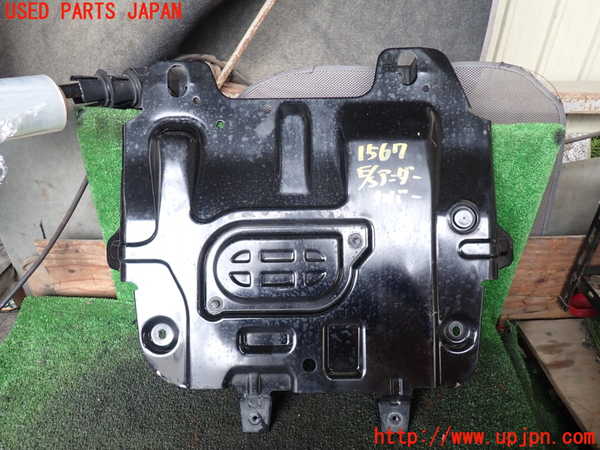 5UPJ-15672170]FJクルーザー(GSJ15W)エンジンアンダーカバー 中古_m0001.jpg