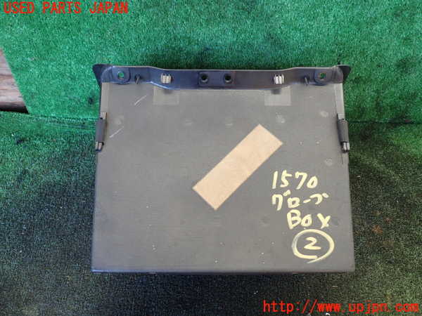 5UPJ-15707517]ランクルプラド(KZJ78W)グローブボックス2 中古_m0003.jpg