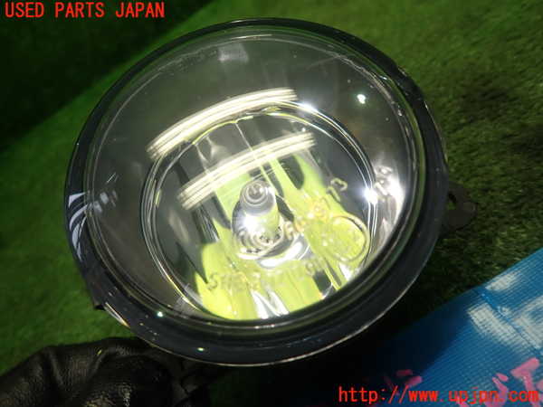 1UPJ-15731180]エスクード(YEA1S)右フォグ 中古_m0003.jpg