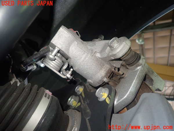 5UPJ-15734090]エスクード(YEA1S)右リアキャリパー 中古_m0002.jpg