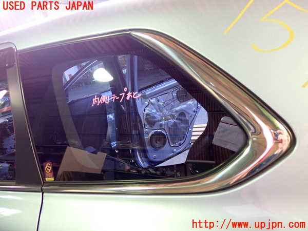 5UPJ-15781382]アウトランダーPHEV(GG2W)左クォーターガラス 中古(43R-007953 M2L3)_m0001.jpg