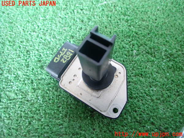 5UPJ-15826320]ランクルシグナス(UZJ100W)エアフロメーター 中古_m0002.jpg