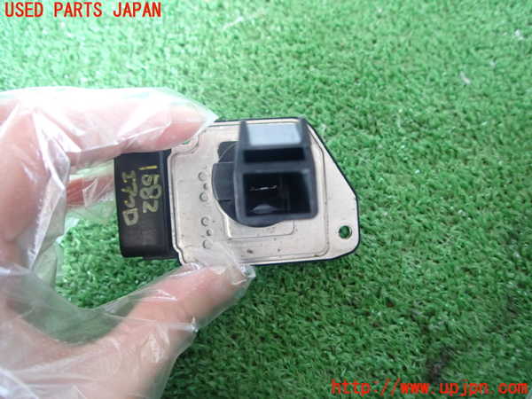 5UPJ-15826320]ランクルシグナス(UZJ100W)エアフロメーター 中古_m0003.jpg