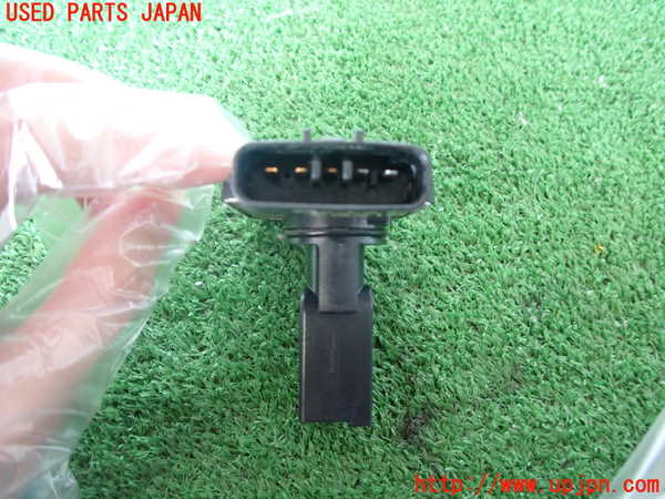 5UPJ-15826320]ランクルシグナス(UZJ100W)エアフロメーター 中古_m0004.jpg