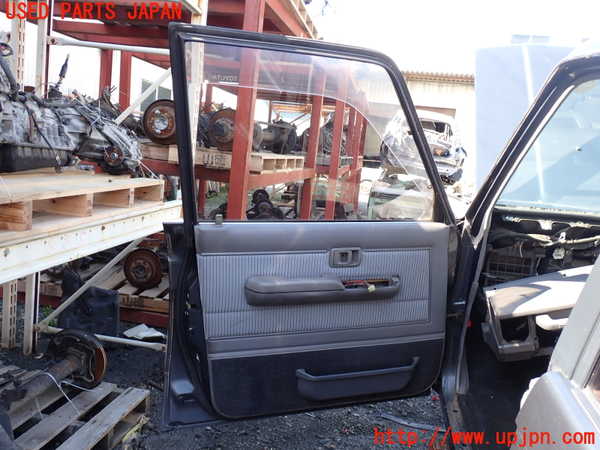 5UPJ-15831260]ランクルプラド(LJ78G)左前ドア M468 中古_m0004.jpg