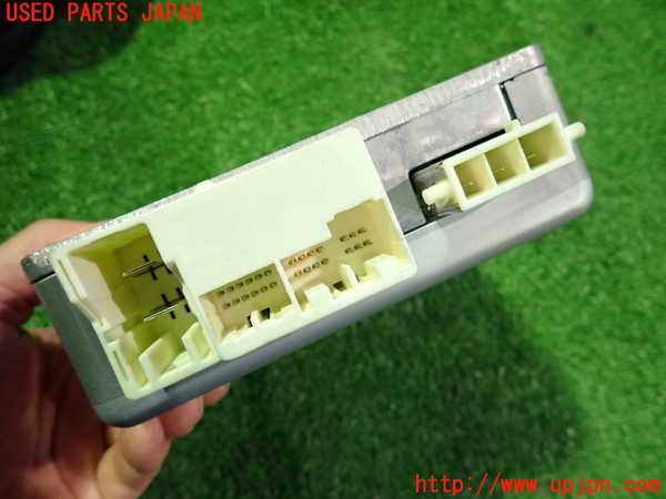 5UPJ-15906135]レクサス・RX450h(GYL10W)パワステコンピューター 中古_m0003.jpg