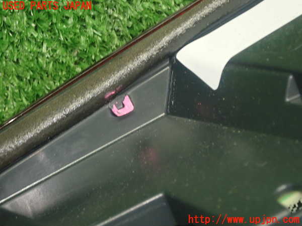 1UPJ-15921552]BMW 320i(8A20 F30)左リアフィニッシャー 中古_m0004.jpg