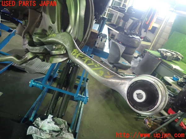 5UPJ-15925320]BMW 320i(8A20 F30)左フロントテンションロッド 中古_m0002.jpg