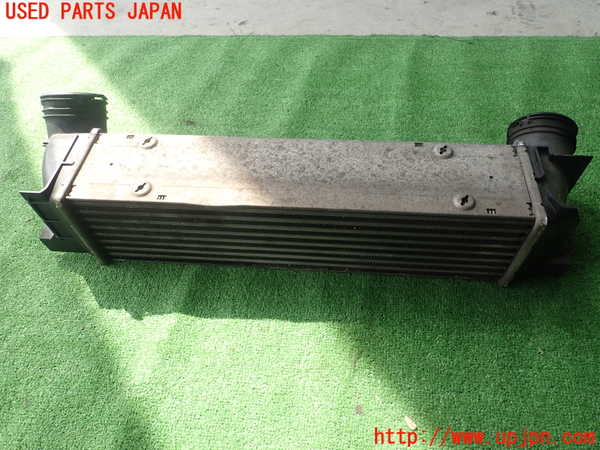 5UPJ-15932451]BMW 335i クーペ E92(WB35)インタークーラー1 中古_m0002.jpg