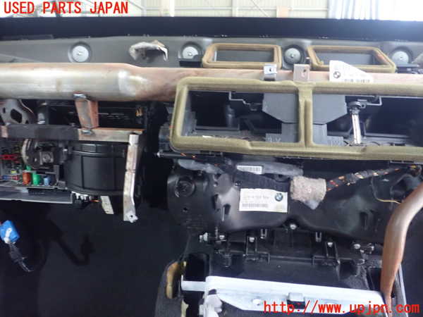 5UPJ-15936081]BMW 335i クーペ E92(WB35)エバポレーター1 中古_m0001.jpg