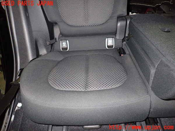 5UPJ-15947145]BMW 218i アクティブツアラー(6S15 F45)右2列目シート 中古_m0002.jpg