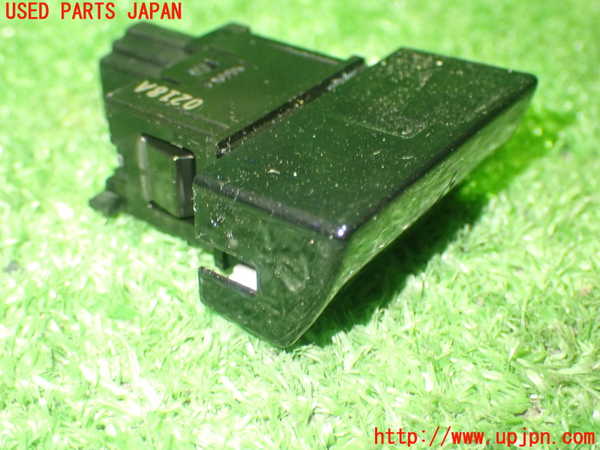 1UPJ-15956310]セレナ e-POWER AUTECH(HFC27)スイッチ5 (マナーモード) 中古_m0002.jpg